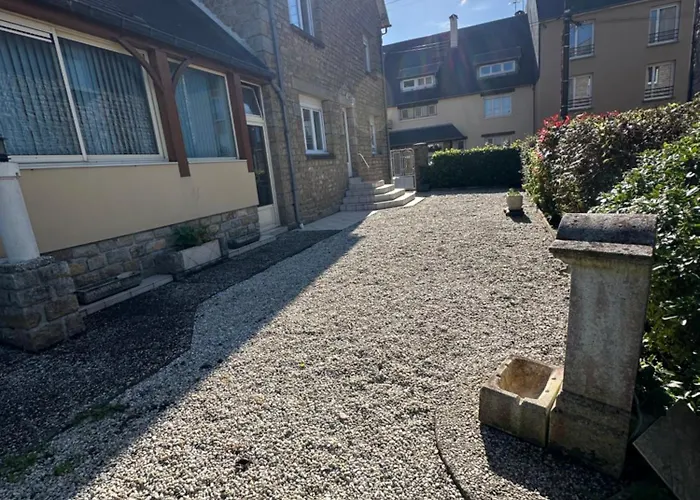 Bonheur Du Pre-sale * Pontorson